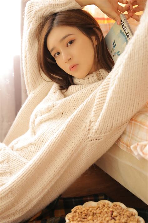 场均22+2断1.3帽创纪录：阿夫迪亚被球迷围堵拓媒：跻身联盟前25